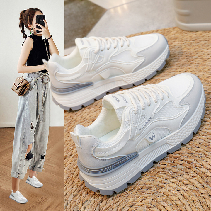 Klarisse - נעלי ספורט קלות עם שרוכים