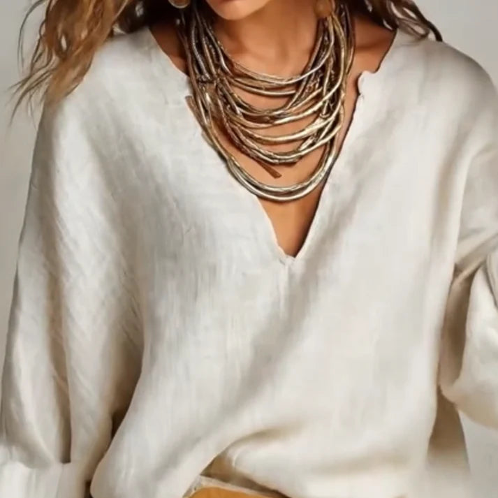 Ilaina - סט חולצת V-neck ומכנסיים רחבים