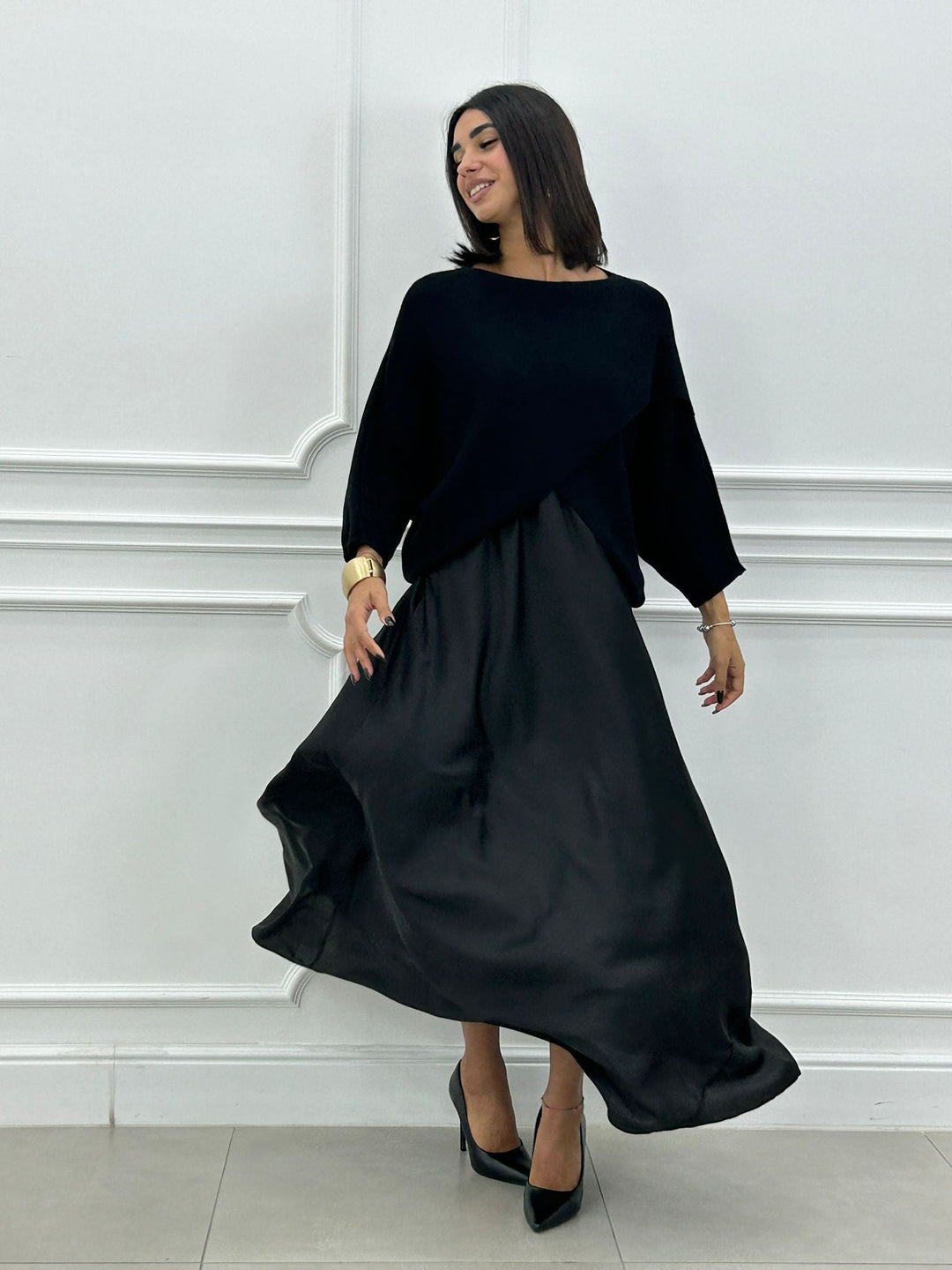 Lorelei - שמלה ארוכה ואלגנטית וחולצה א-סימטרית